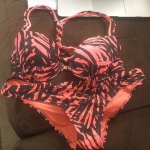 Bathing suit